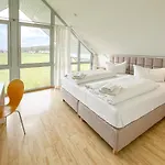 Wiesengefluester S5 Gruppenhaus Haustierfrei Mit Aussicht, Wiese Und Mueritznaehe 펜션