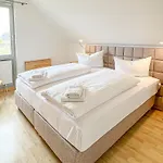 펜션 Wiesengefluester S5 Gruppenhaus Haustierfrei Mit Aussicht, Wiese Und Mueritznaehe Röbel