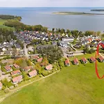 Wiesengefluester S5 Gruppenhaus Haustierfrei Mit Aussicht, Wiese Und Mueritznaehe