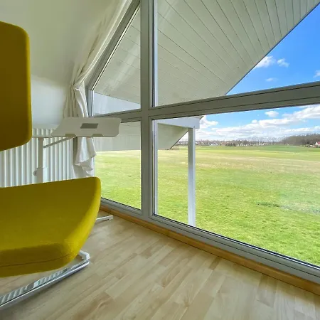 Wiesengefluester S5 Gruppenhaus Haustierfrei Mit Aussicht, Wiese Und Mueritznaehe * Röbel