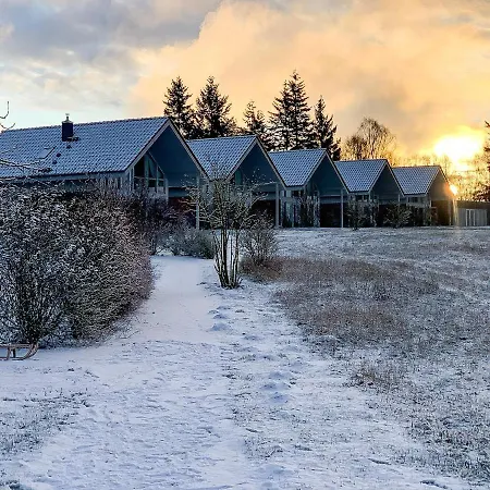 Holiday home Wiesengefluester S5 Gruppenhaus Haustierfrei Mit Aussicht, Wiese Und Mueritznaehe *