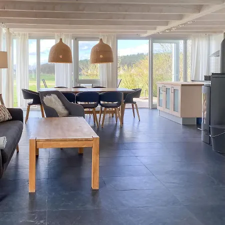 Ferienhaus Wiesengefluester S5 Gruppenhaus Haustierfrei Mit Aussicht, Wiese Und Mueritznaehe