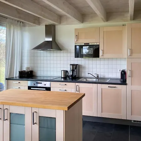 Wiesengeflüster S5 Gruppenhaus Haustierfrei Mit Aussicht, Wiese Und Müritznähe