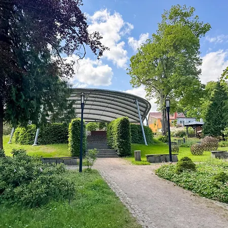 Wiesengefluester S5 Gruppenhaus Haustierfrei Mit Aussicht, Wiese Und Mueritznaehe